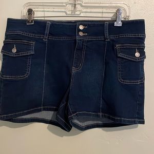 YMI Denim Short Shorts, Low Rise, size 13/31